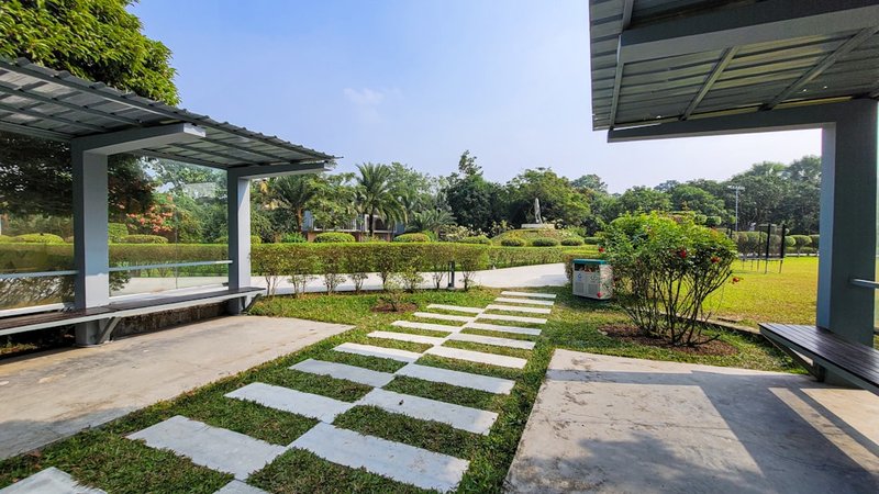 Microclimate Mastery for Year-Round Harvests